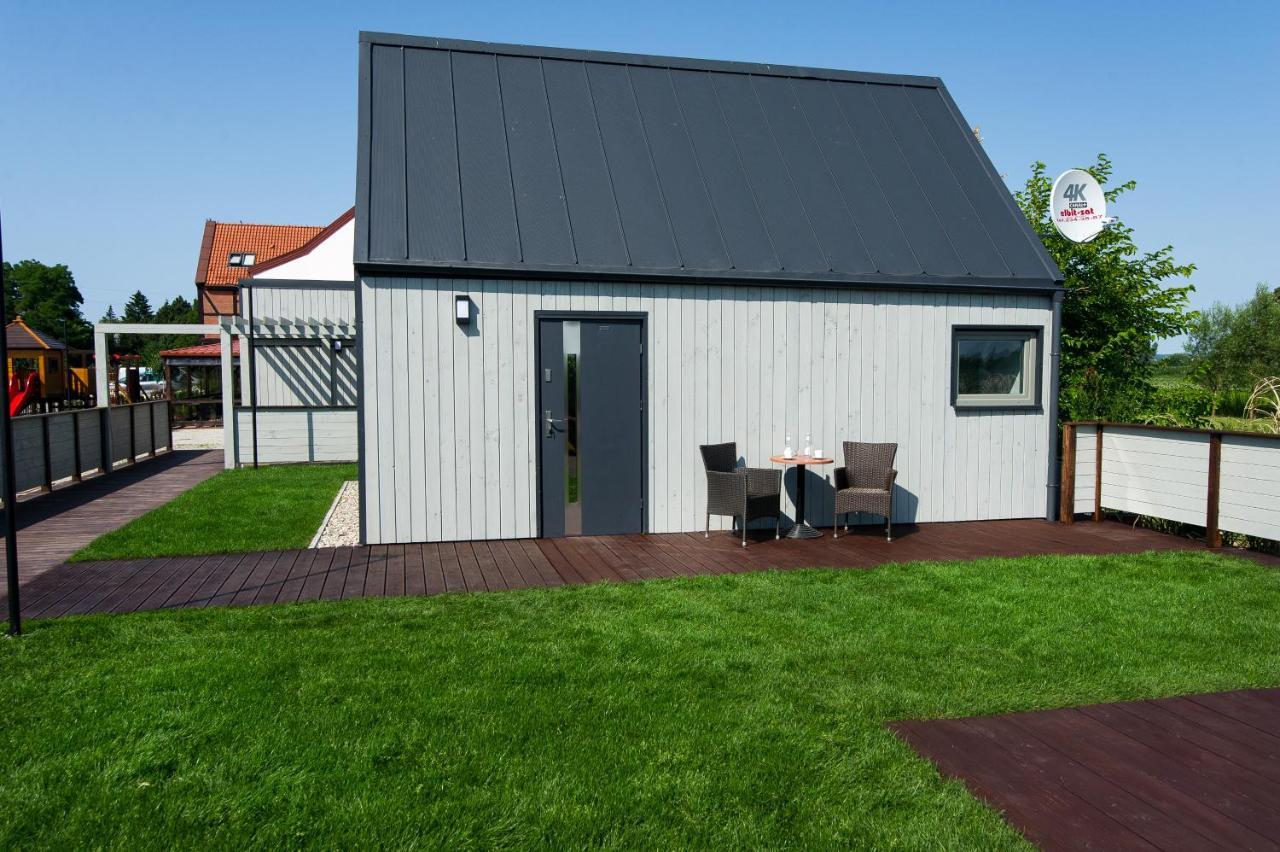 Domek Na Folwarku Zulawskim Elbląg Exterior foto